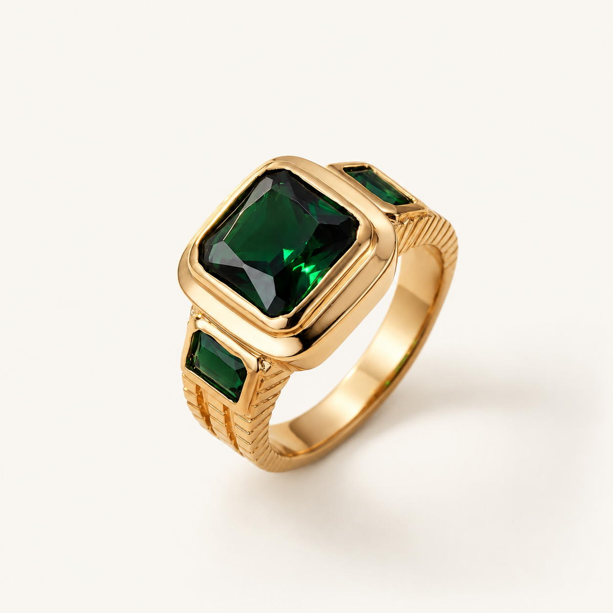 Mabel Gold Emerald Ring