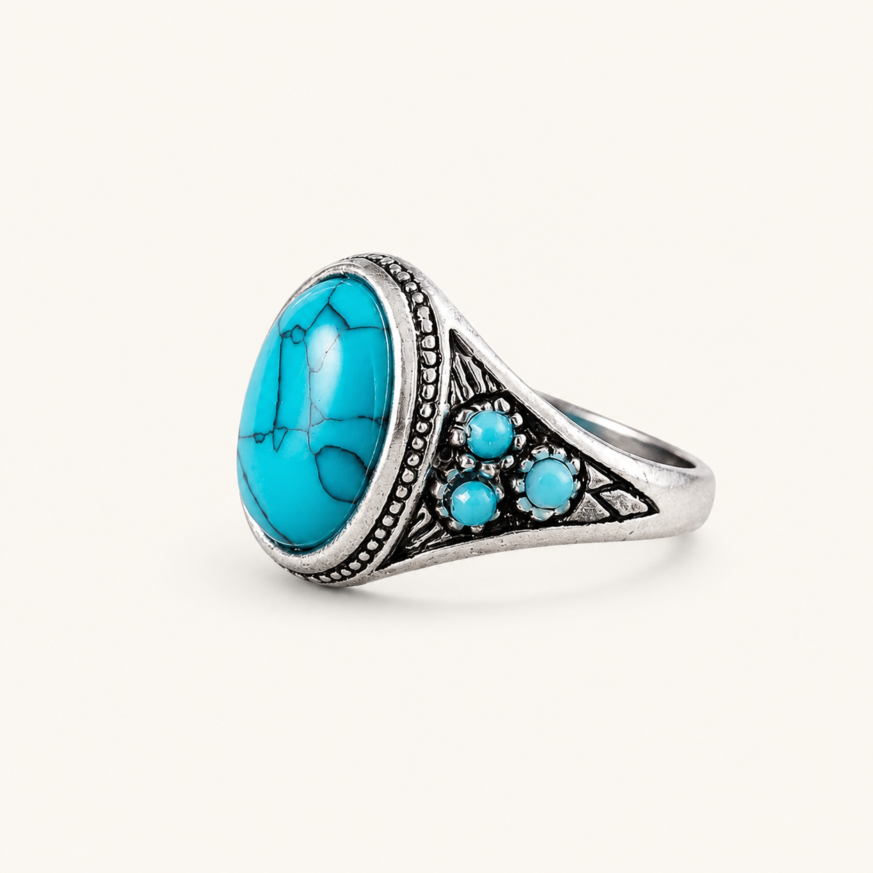 Antonia White Gold Ring
