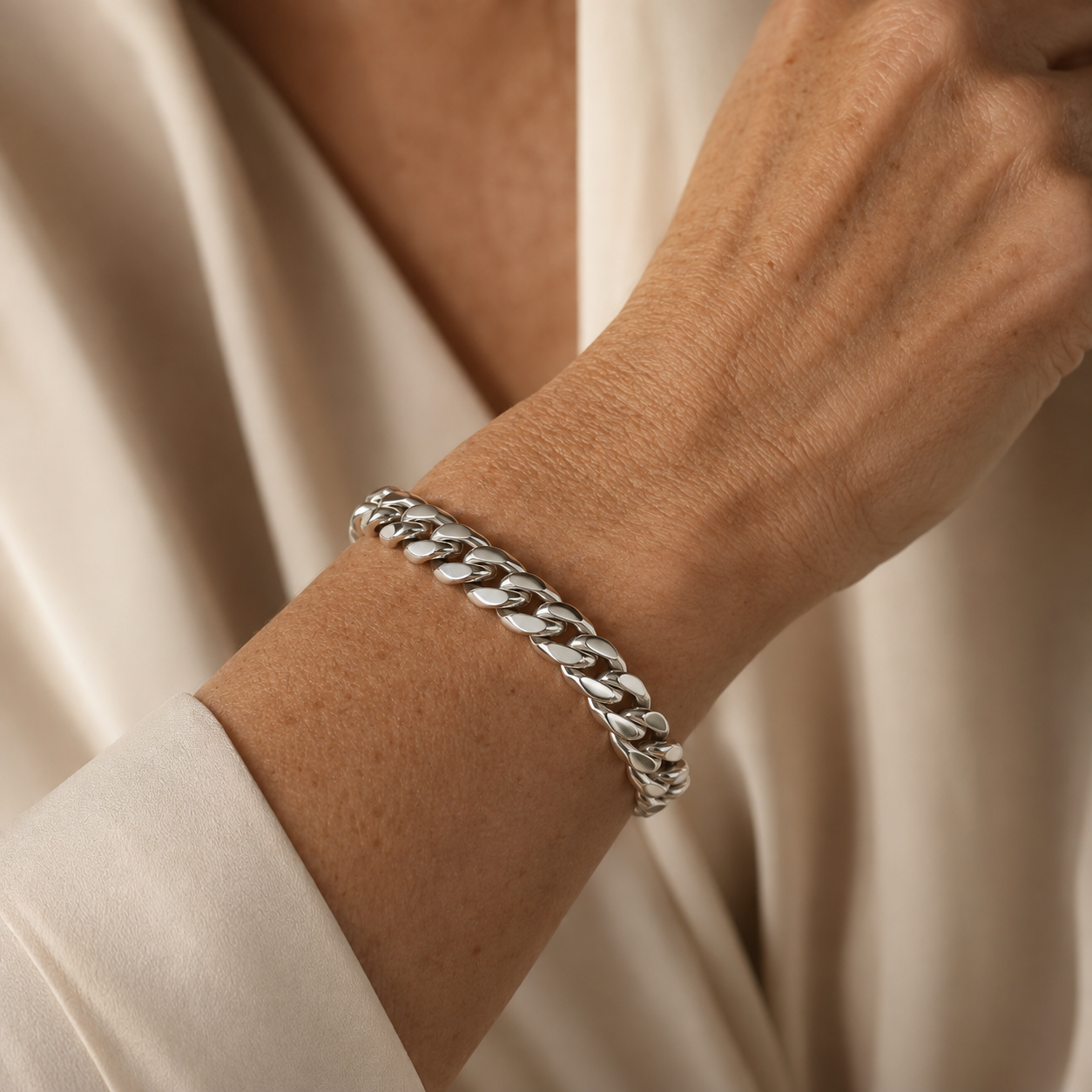 Margaux White Gold Cuban Bracelet
