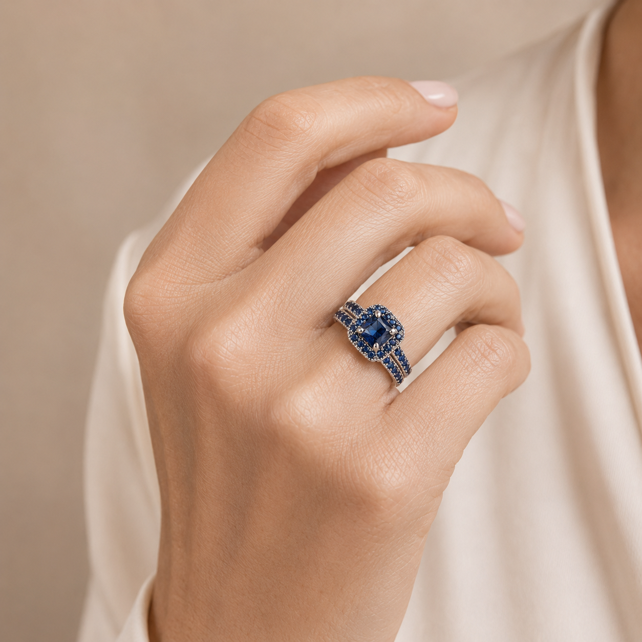Tosca White Gold Sapphire Set