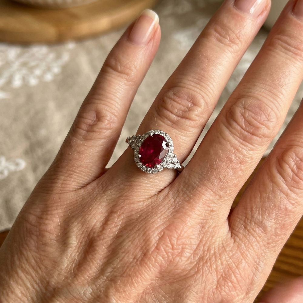 Kirelle White Gold Ruby Ring