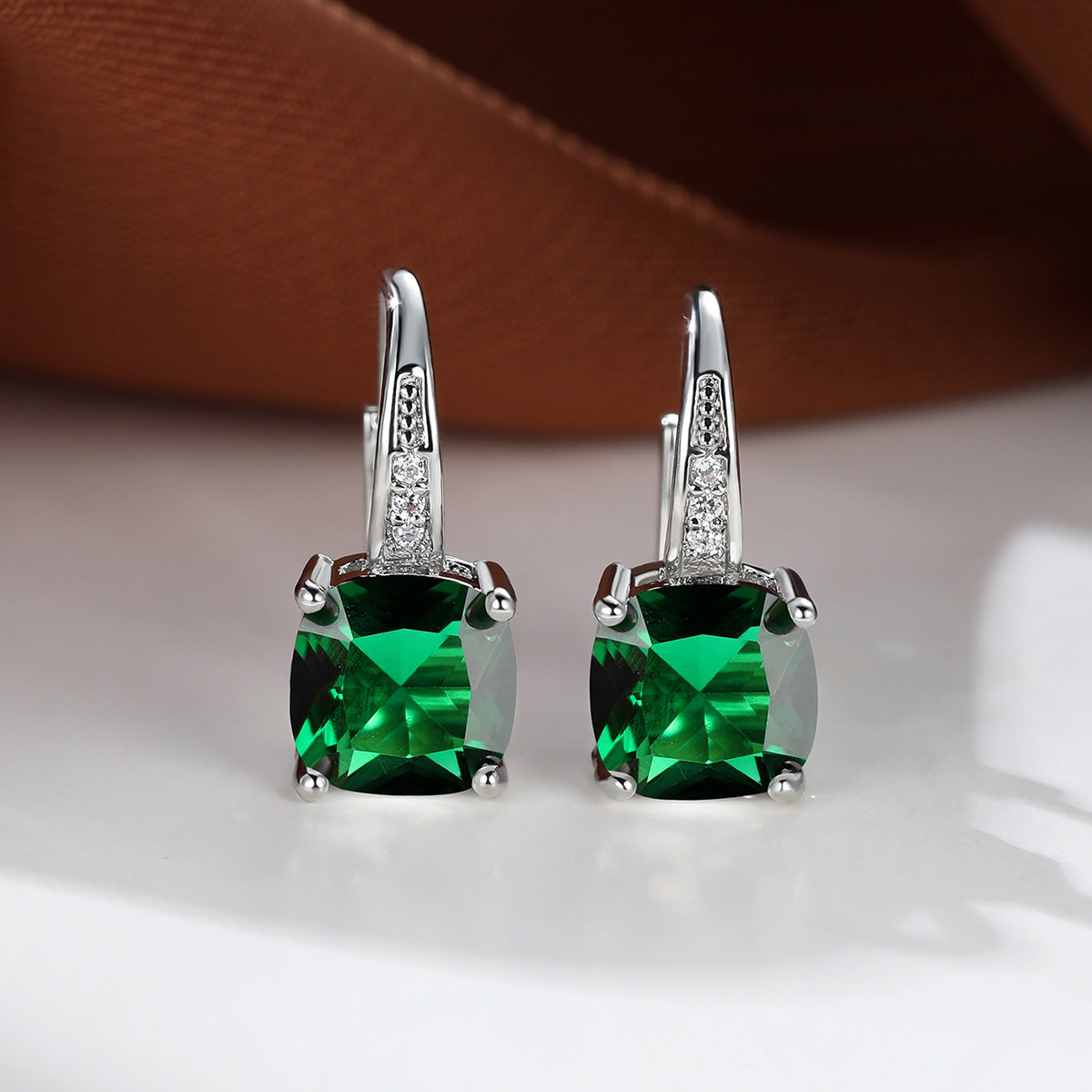Wynne Gold Hoop Earrings