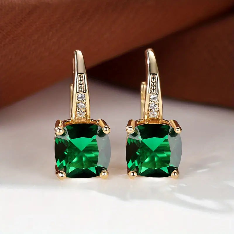 Wynne Gold Hoop Earrings