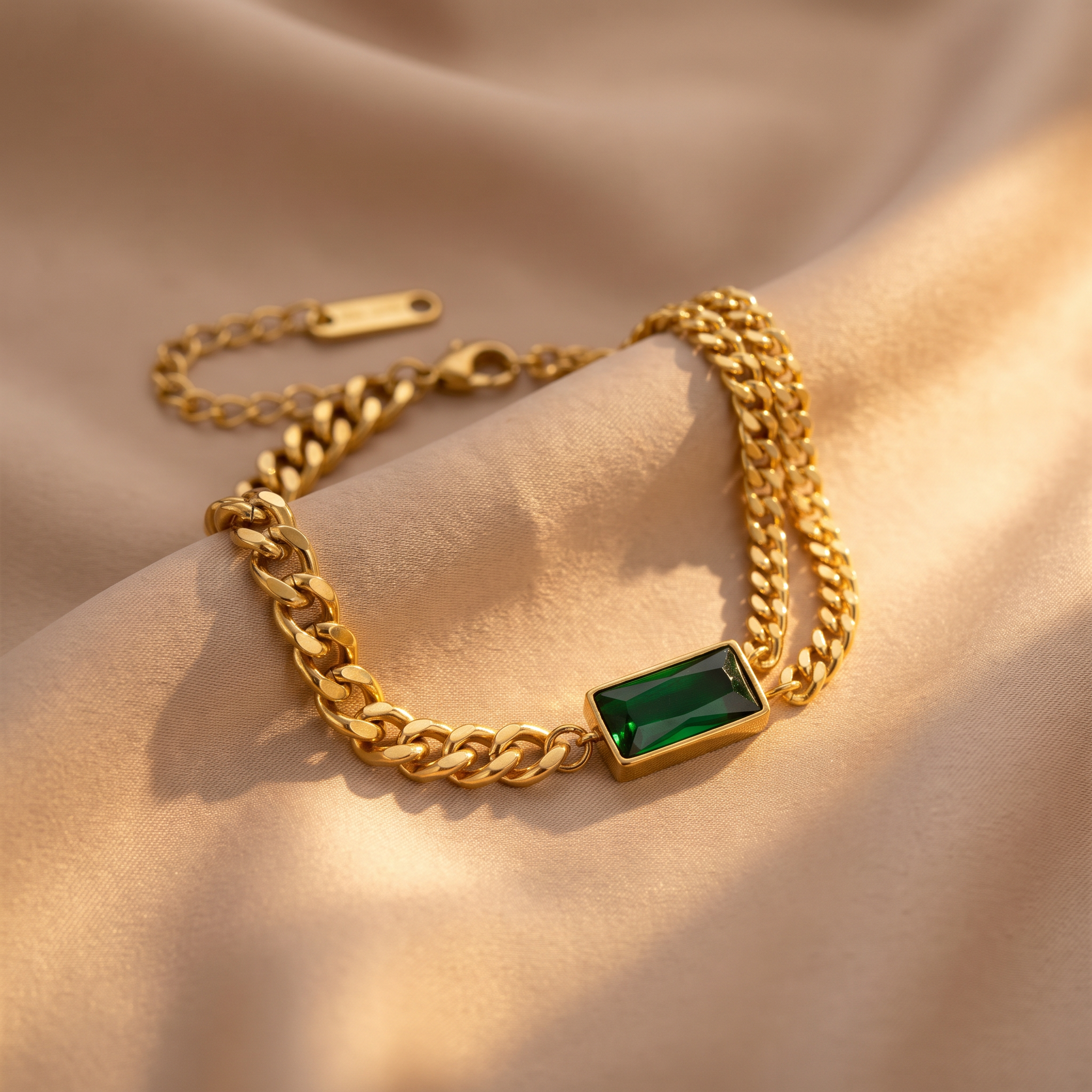 Dahlia Gold Emerald Bracelet
