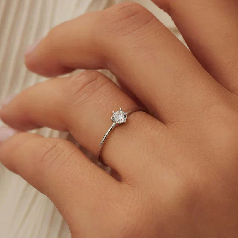 Abella White Gold Ring