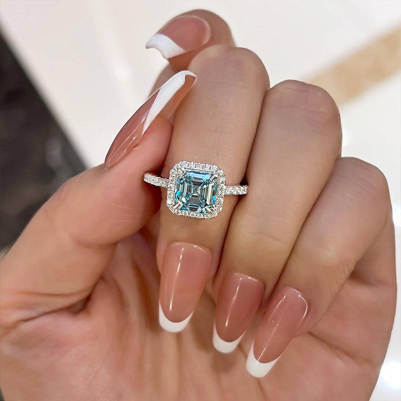 Margherita White Gold Sapphire Ring