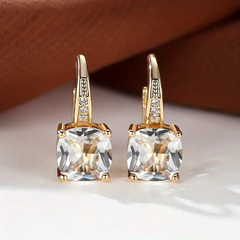 Wynne Gold Hoop Earrings