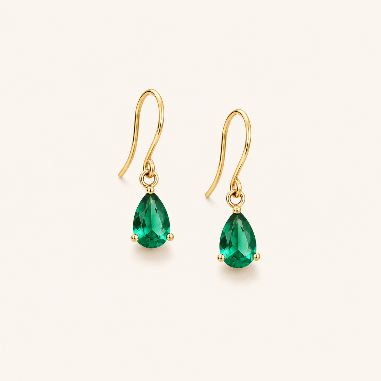 Daria Gold Emerald Earrings