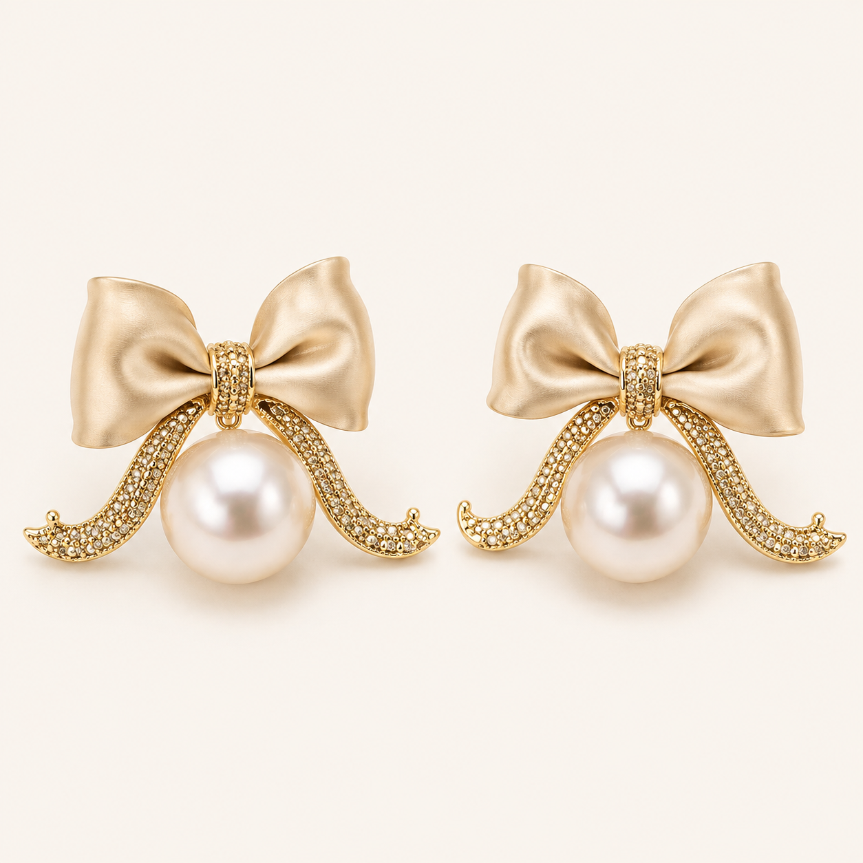 Gisele Gold Pearl Earrings