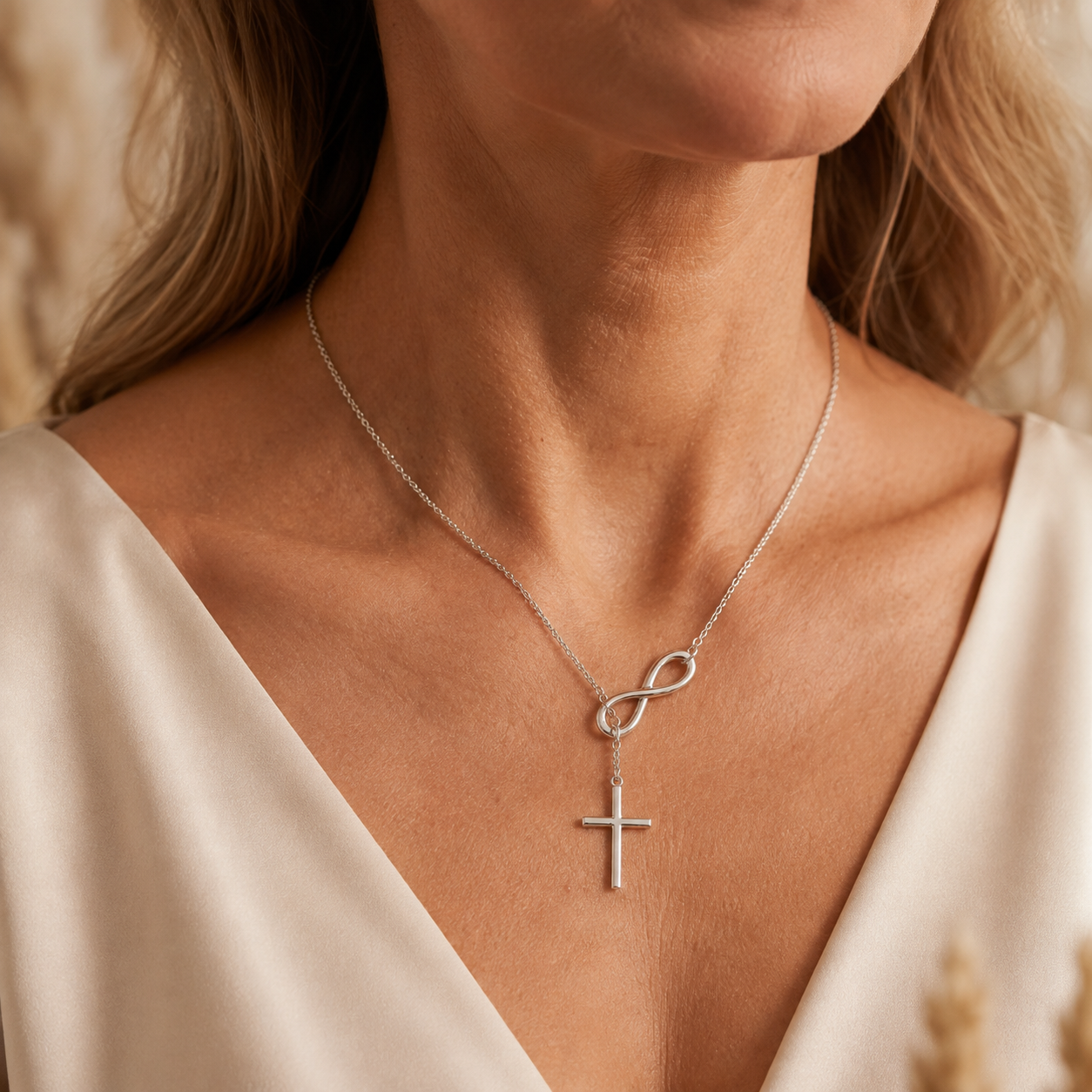 Marlene White Gold Pendant Necklace