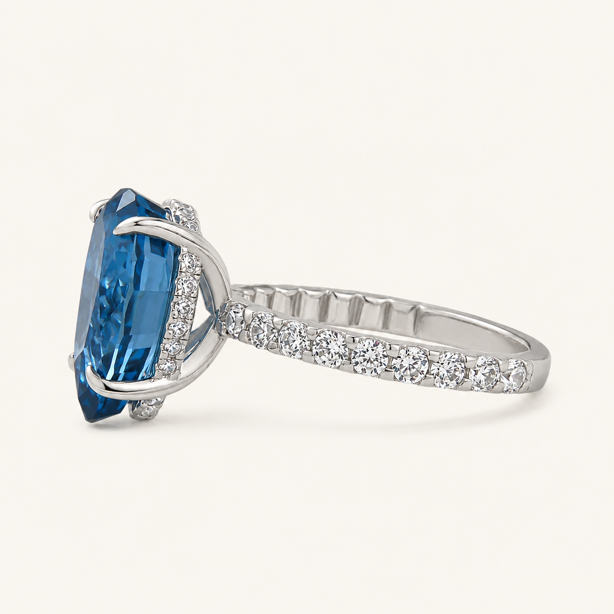 Anais White Gold Sapphire Ring