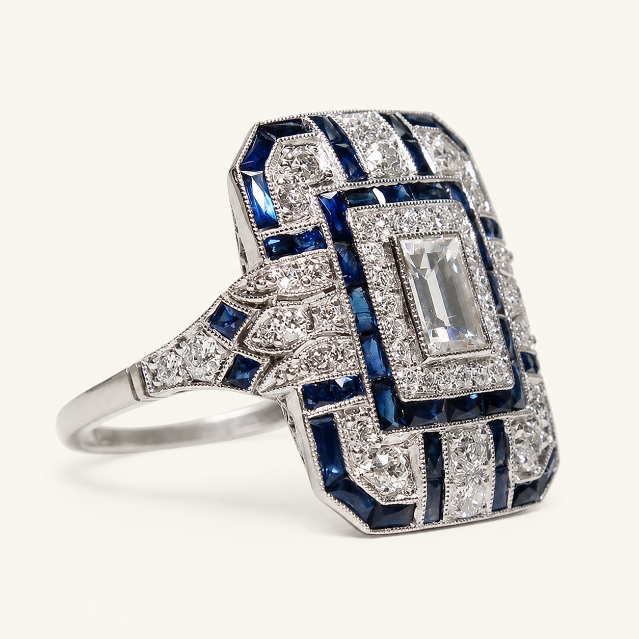 Thalia White Gold Sapphire Ring