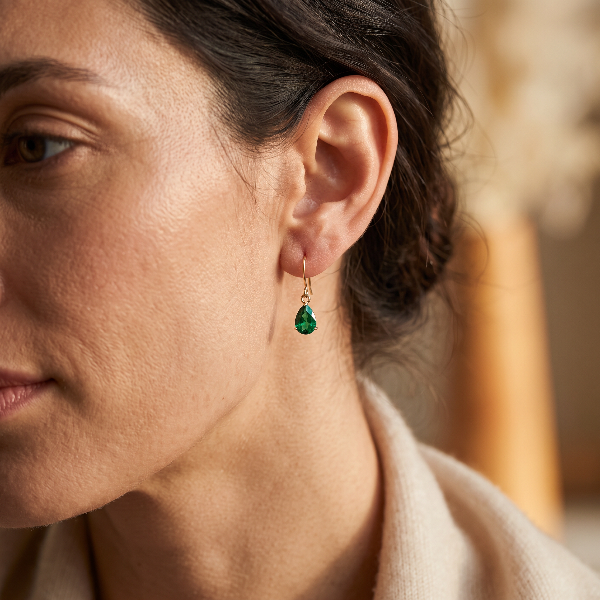Daria Gold Emerald Earrings