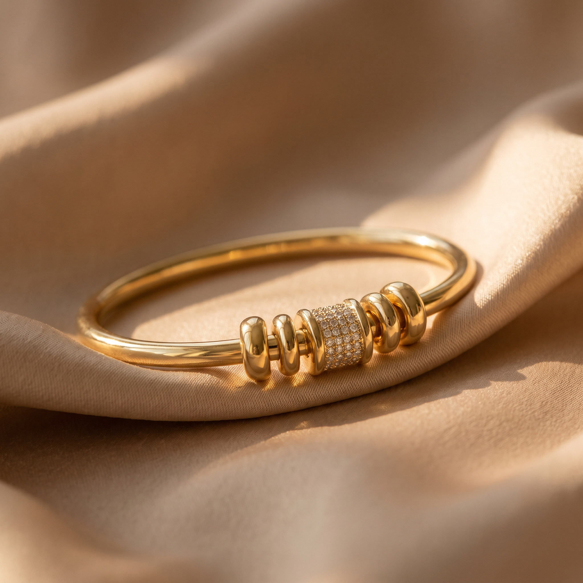 Quinn Gold Bracelet