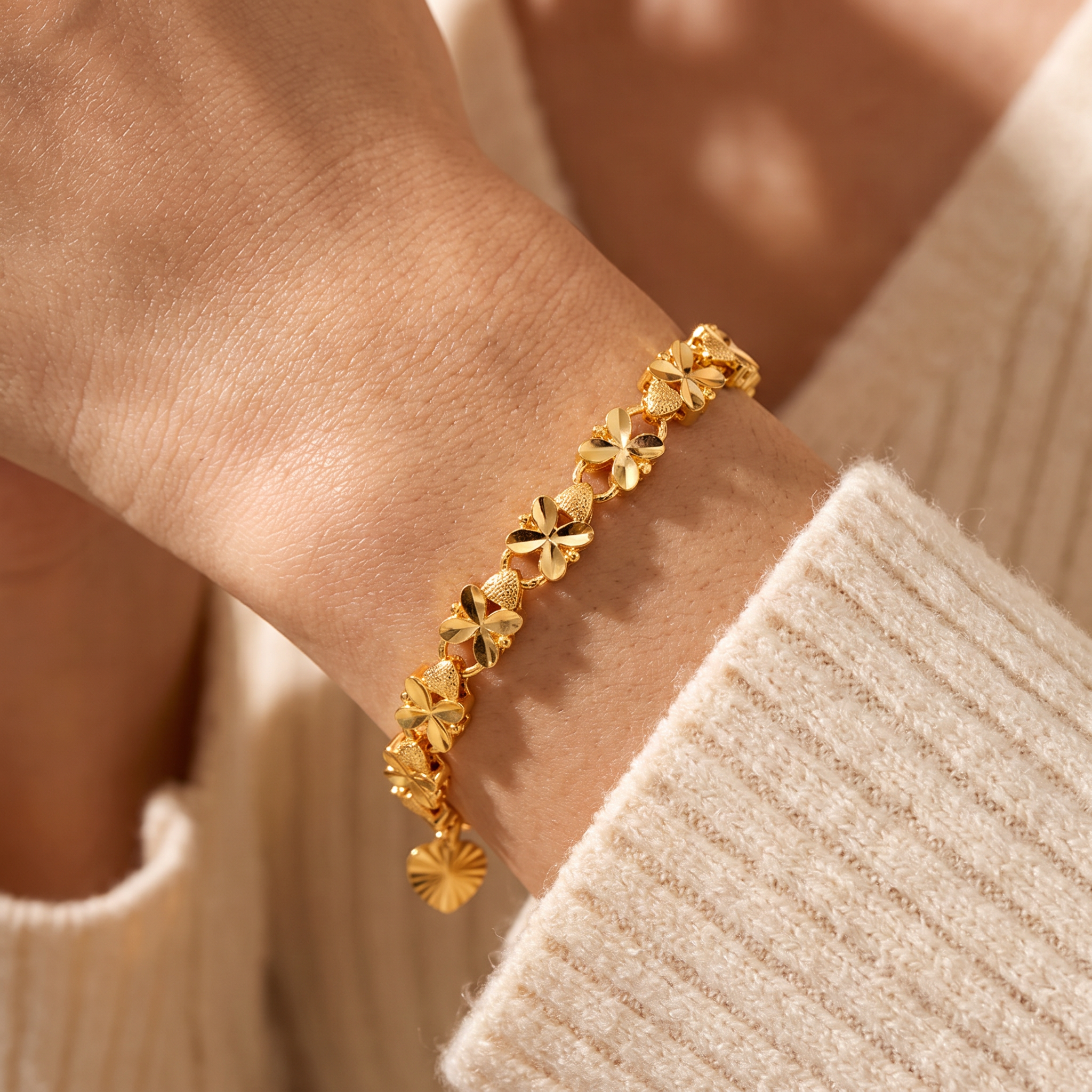 Romy Gold Daisy Bracelet