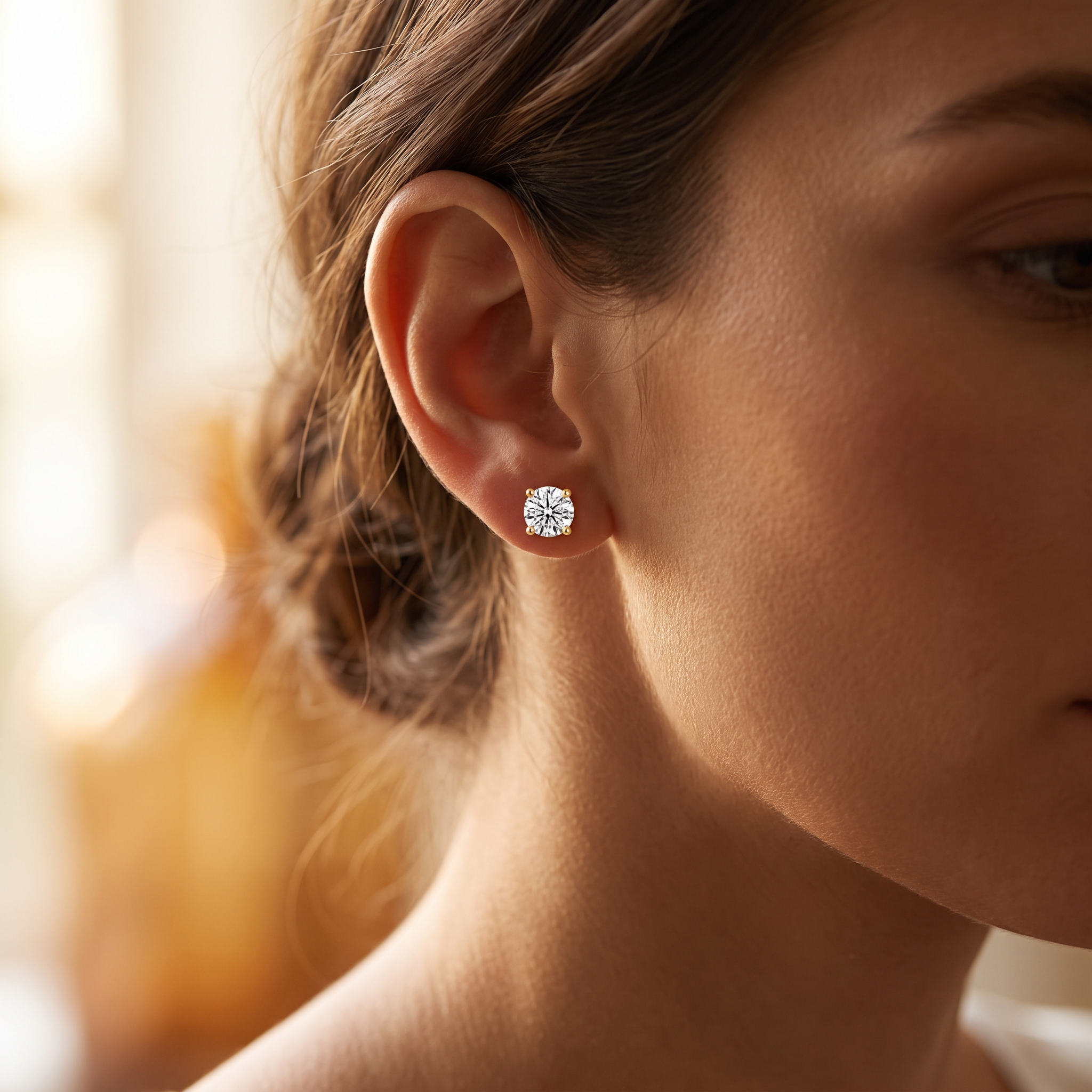 Tera Diamond Stud Earrings
