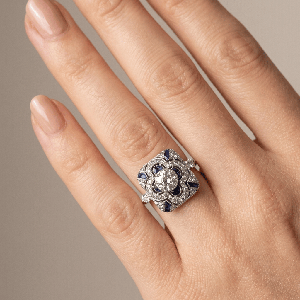 Ele White Gold Sapphire Ring