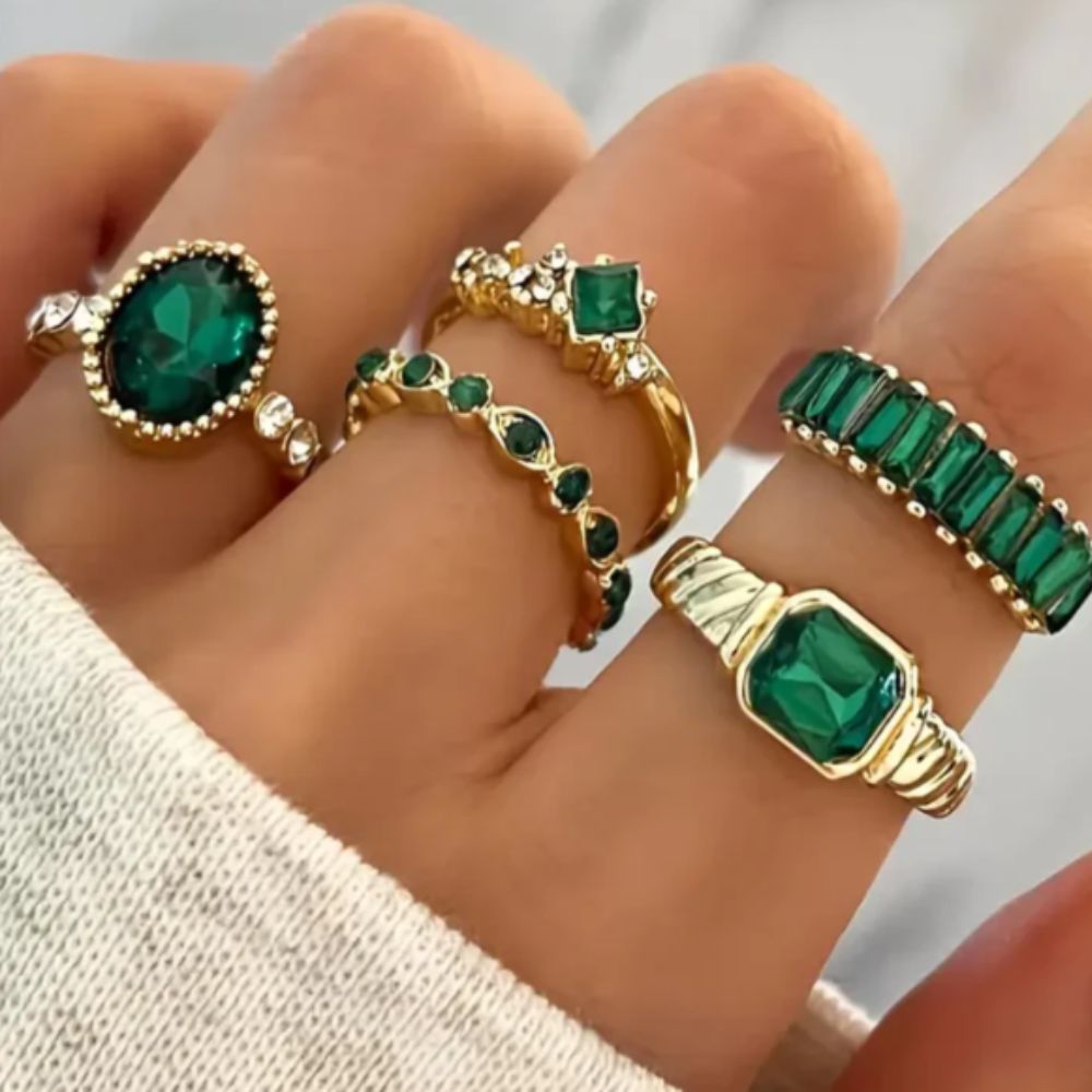 Zarina Gold Emerald Set